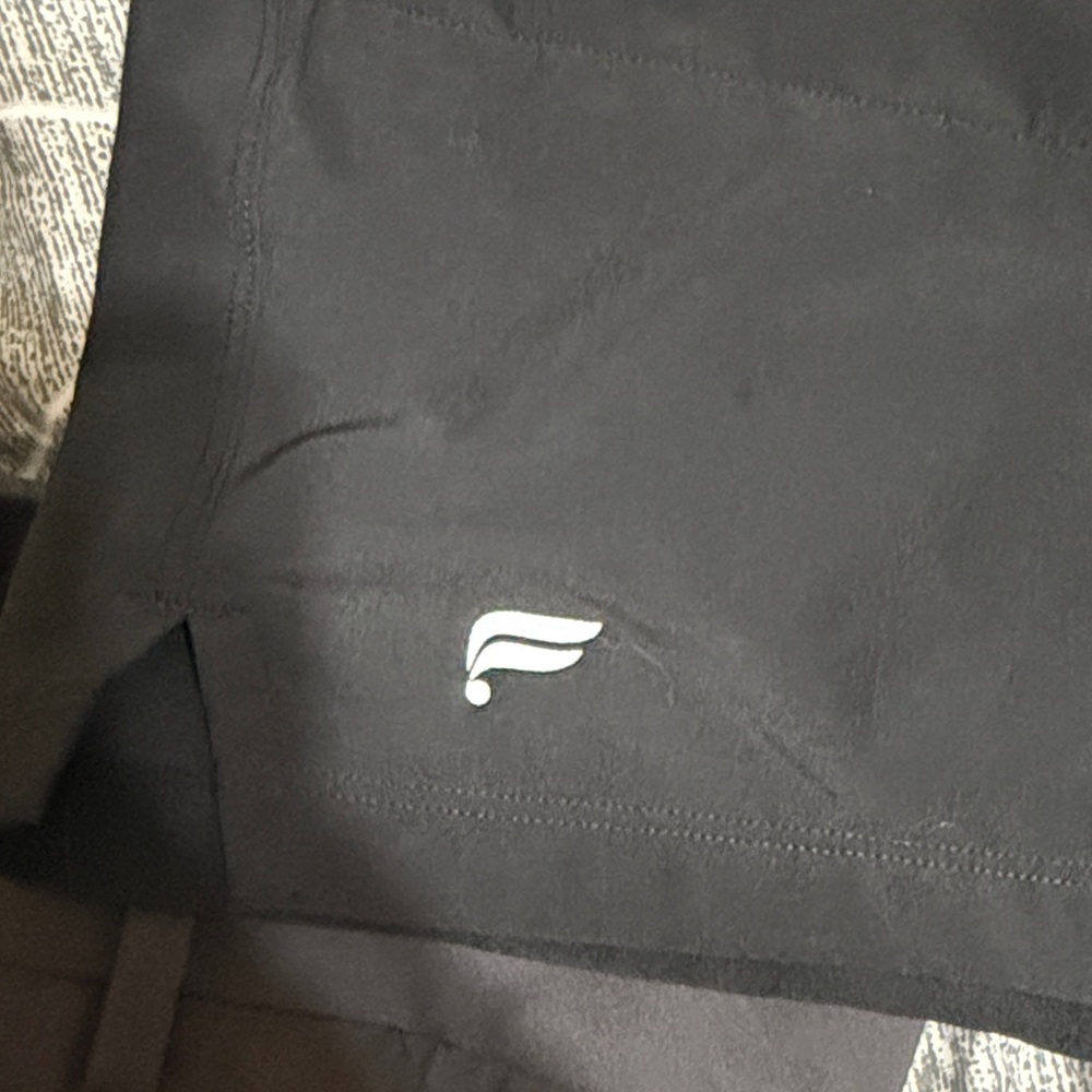 Fabletics Men's Shorts - Picture 3 of 3